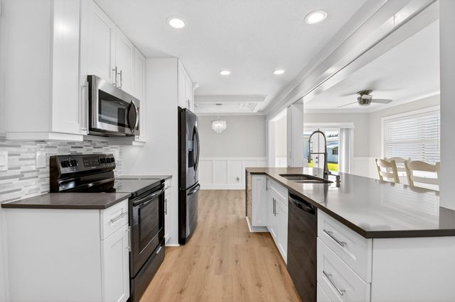 2088 SW 13th Terrace, Boynton Beach, FL 33426