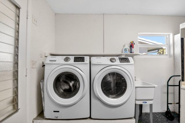 2088 SW 13th Terrace, Boynton Beach, FL 33426