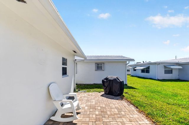 2088 SW 13th Terrace, Boynton Beach, FL 33426