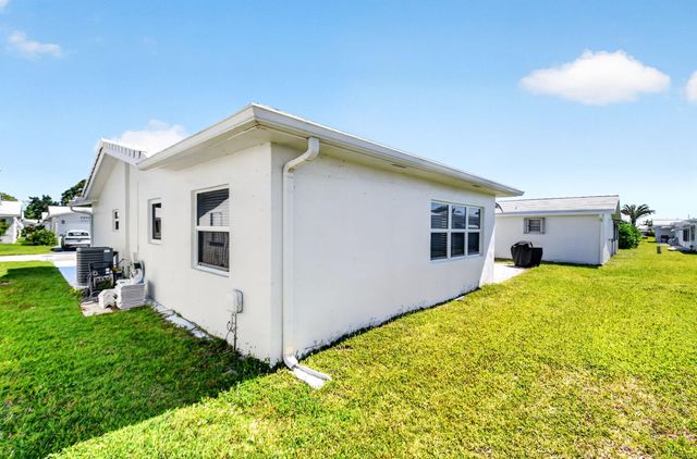 2088 SW 13th Terrace, Boynton Beach, FL 33426