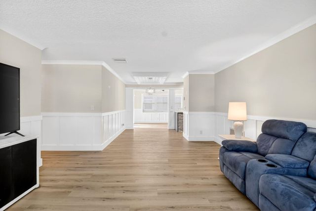 2088 SW 13th Terrace, Boynton Beach, FL 33426