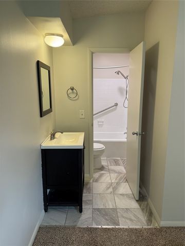 1928 E 55th Place, Tulsa, OK 74105