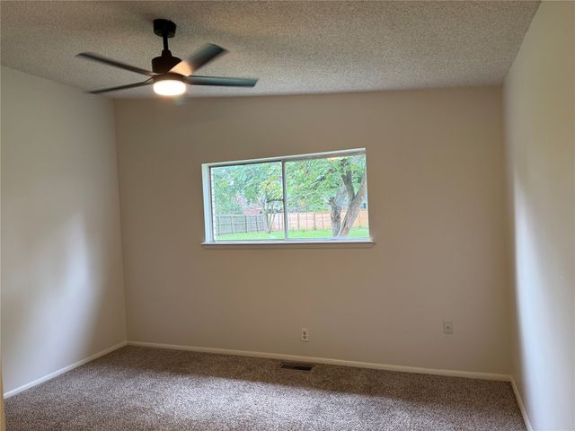 1928 E 55th Place, Tulsa, OK 74105