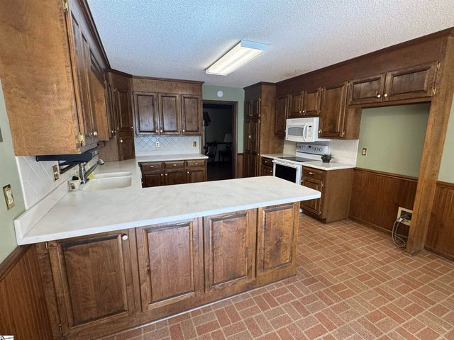 103 Evans Grove Road, Piedmont, SC 29673