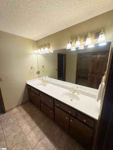 103 Evans Grove Road, Piedmont, SC 29673