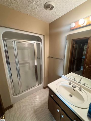 103 Evans Grove Road, Piedmont, SC 29673