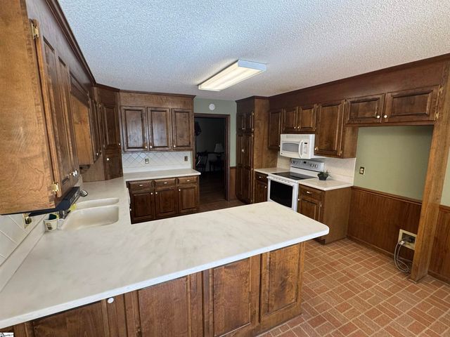 103 Evans Grove Road, Piedmont, SC 29673