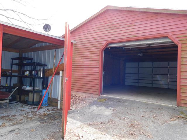 4240 W McCarty Lane, Rochester, IN 46975