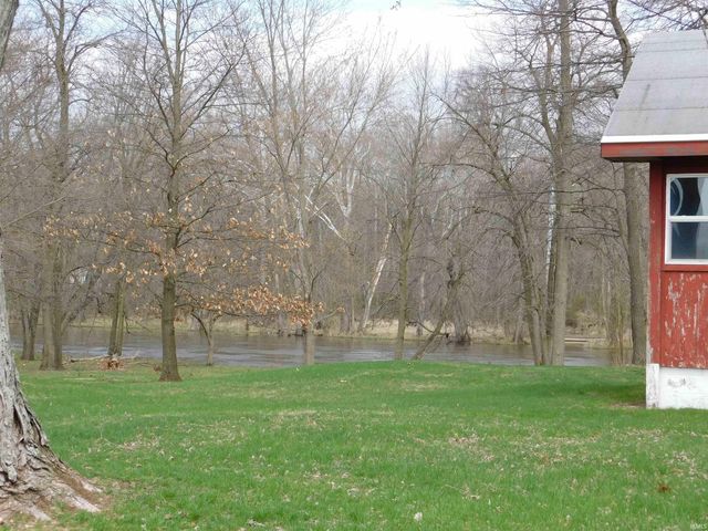 4240 W McCarty Lane, Rochester, IN 46975