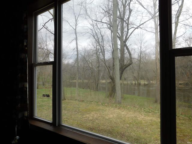 4240 W McCarty Lane, Rochester, IN 46975