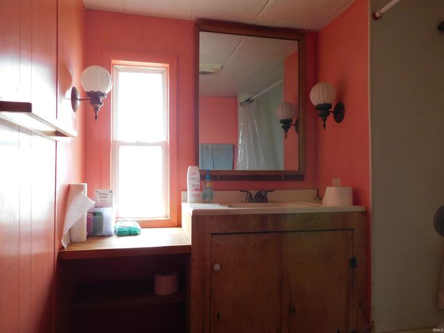 4240 W McCarty Lane, Rochester, IN 46975