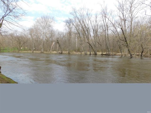 4240 W McCarty Lane, Rochester, IN 46975