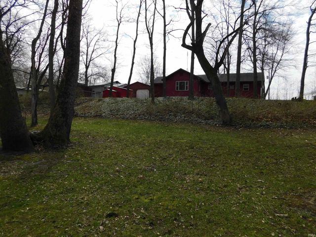 4240 W McCarty Lane, Rochester, IN 46975