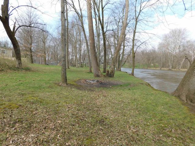 4240 W McCarty Lane, Rochester, IN 46975