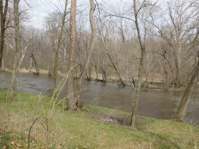 4240 W McCarty Lane, Rochester, IN 46975