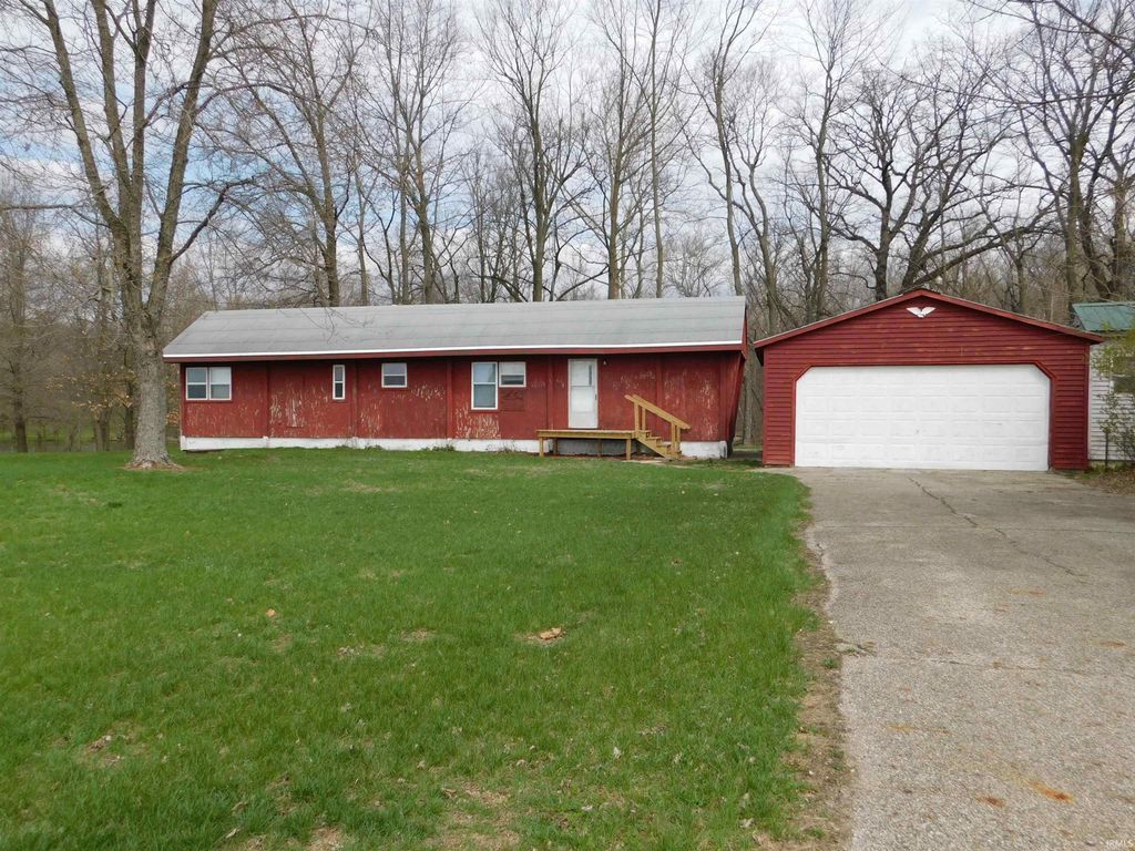 4240 W McCarty Lane, Rochester, IN 46975