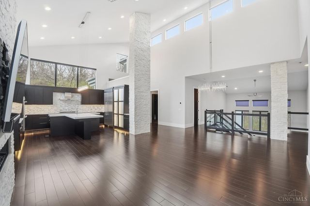 3666 Cooper Road, Blue Ash, OH 45241