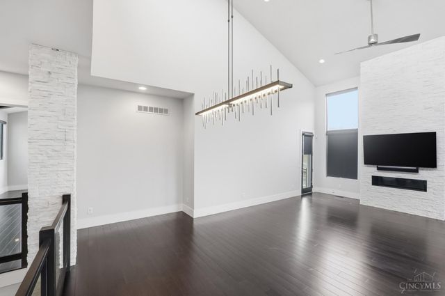 3666 Cooper Road, Blue Ash, OH 45241