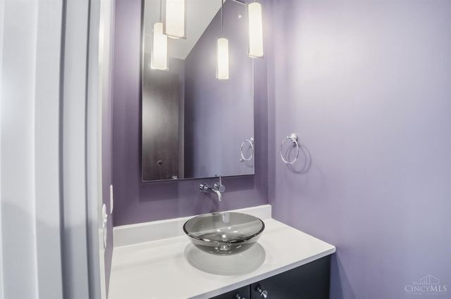 3666 Cooper Road, Blue Ash, OH 45241