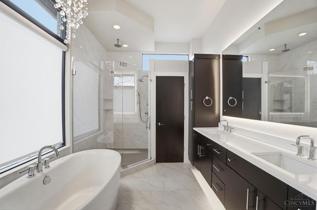 3666 Cooper Road, Blue Ash, OH 45241