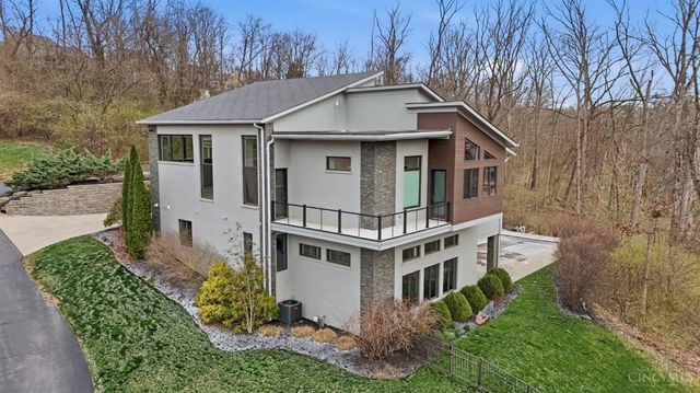 3666 Cooper Road, Blue Ash, OH 45241