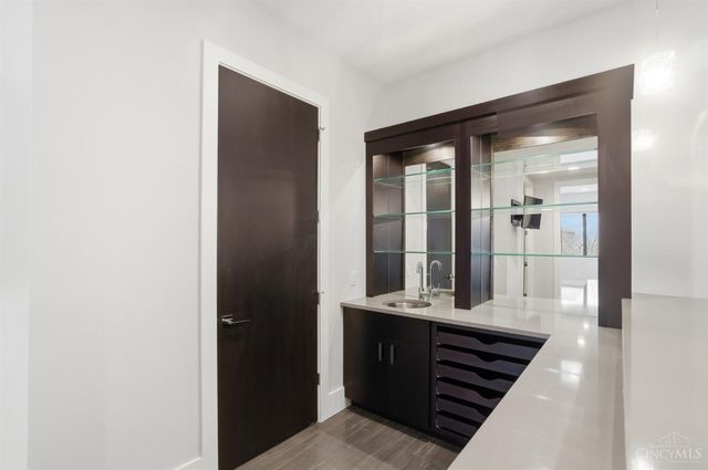 3666 Cooper Road, Blue Ash, OH 45241