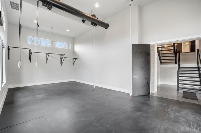 3666 Cooper Road, Blue Ash, OH 45241