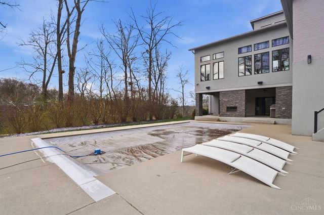 3666 Cooper Road, Blue Ash, OH 45241