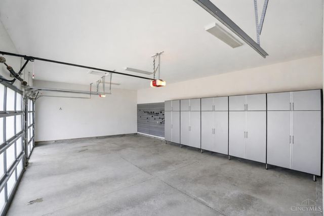 3666 Cooper Road, Blue Ash, OH 45241