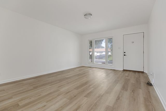 1031 Maple Lane, Elk Grove Village, IL 60007