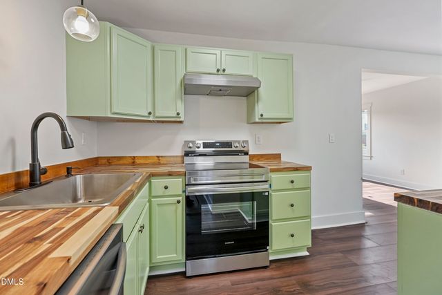 1207 Jackson Street, Burlington, NC 27217