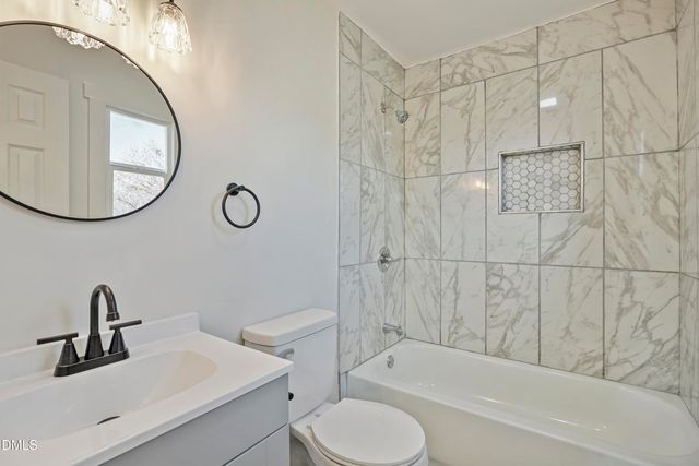 1207 Jackson Street, Burlington, NC 27217