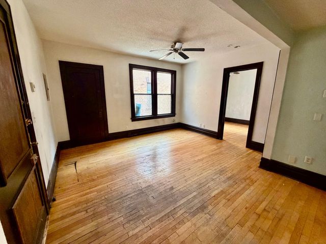 1928 Aldrich Avenue S B105, Minneapolis, MN 55403
