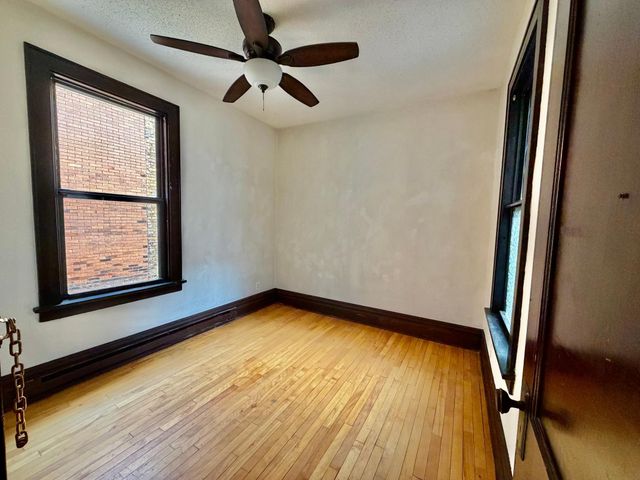 1928 Aldrich Avenue S B105, Minneapolis, MN 55403