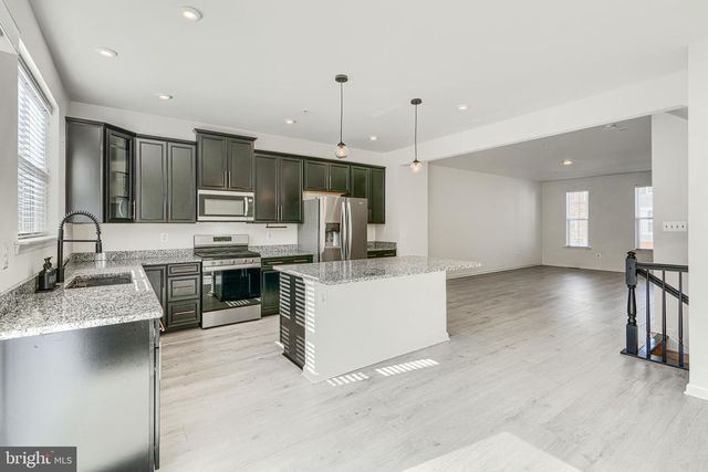 1815 IRIS LN, Hanover, MD 21076