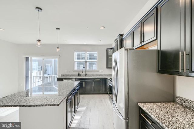 1815 IRIS LN, Hanover, MD 21076