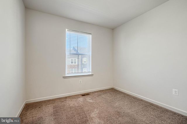 1815 IRIS LN, Hanover, MD 21076