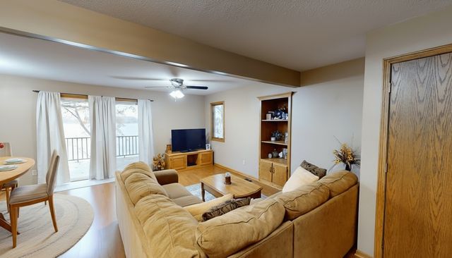 5134 E Eagle Lake Road, Willmar, MN 56201