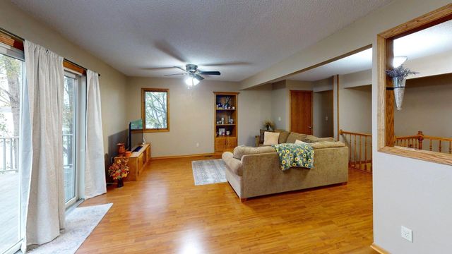 5134 E Eagle Lake Road, Willmar, MN 56201