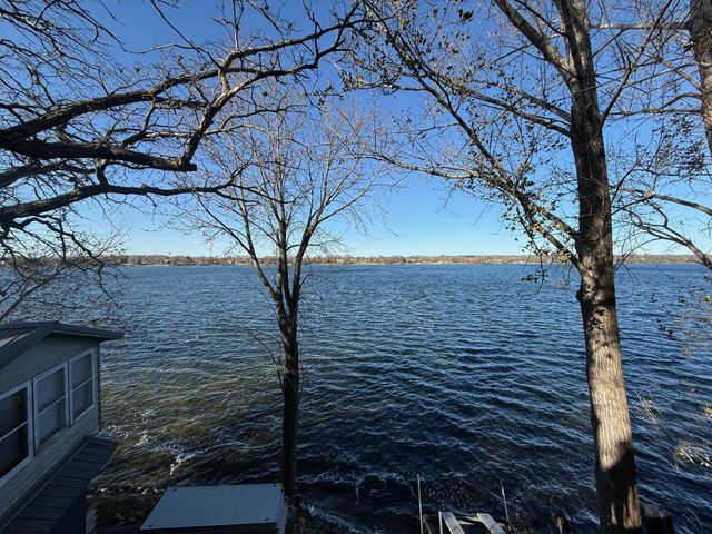 5134 E Eagle Lake Road, Willmar, MN 56201