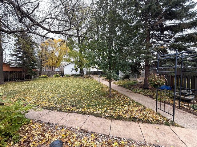 5134 E Eagle Lake Road, Willmar, MN 56201