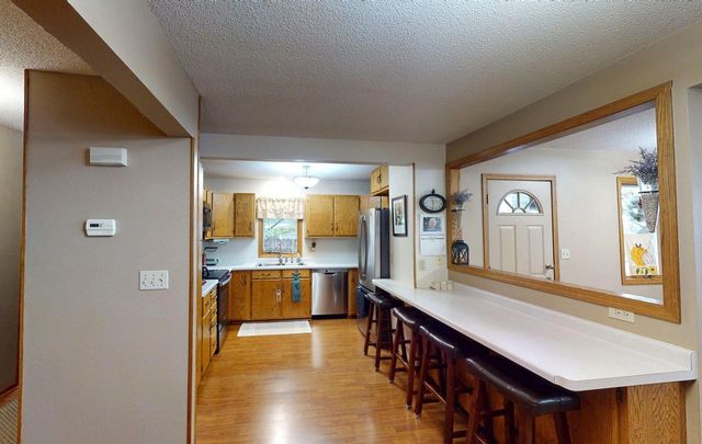 5134 E Eagle Lake Road, Willmar, MN 56201