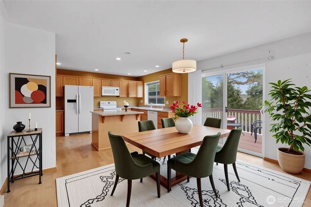 728 95th Court SE, Everett, WA 98208