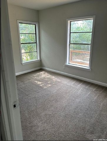 391 DORIE ST, San Antonio, TX 78220