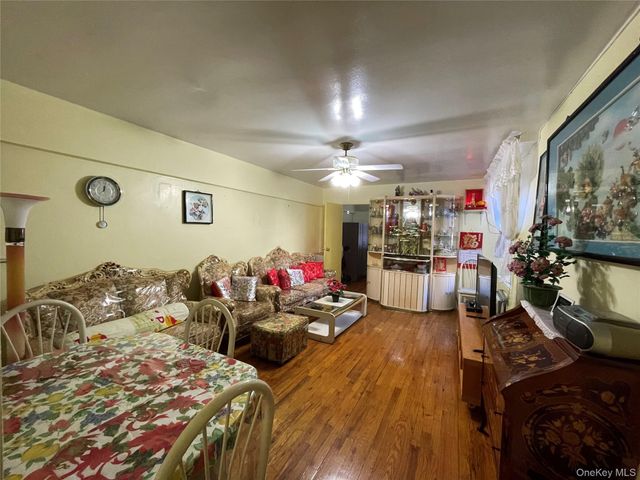 42-42 Colden Street B21, Flushing, NY 11355