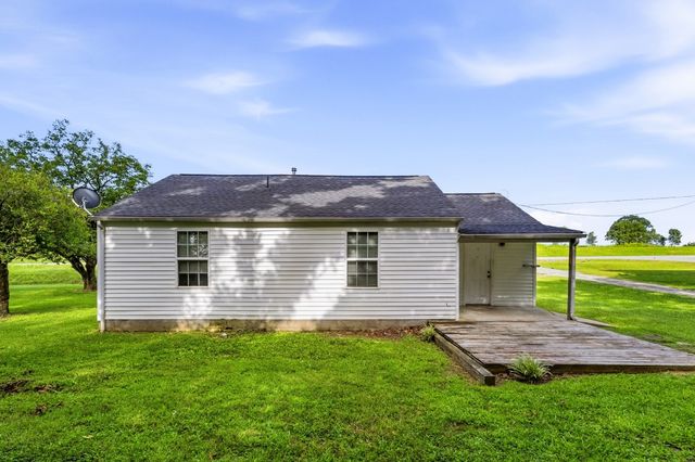 6543 McMinnville Hwy, Smithville, TN 37166