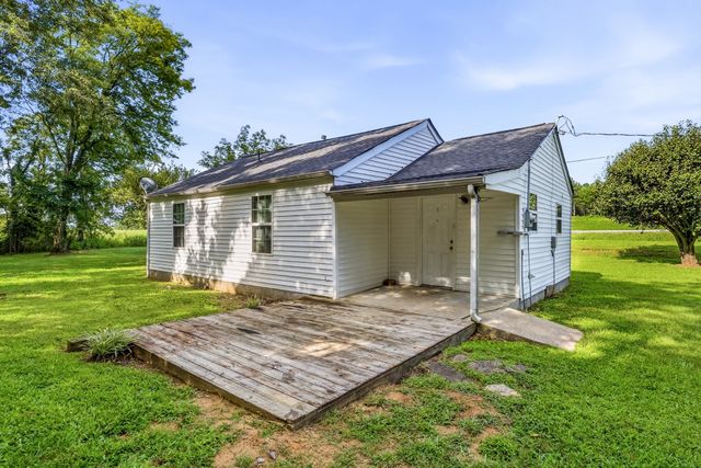 6543 McMinnville Hwy, Smithville, TN 37166