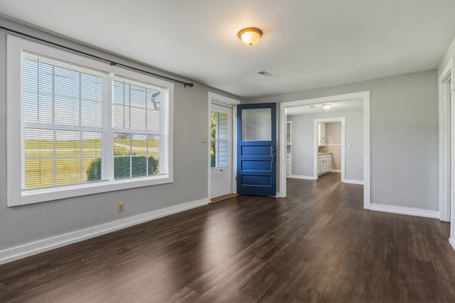 6543 McMinnville Hwy, Smithville, TN 37166