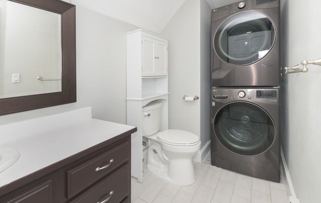 57 Elm St, Marblehead, MA 01945