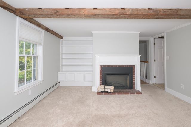 57 Elm St, Marblehead, MA 01945